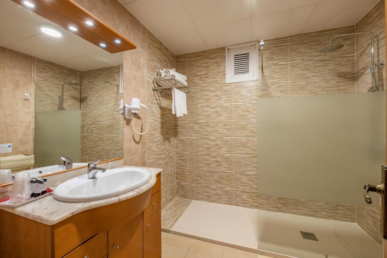 Hotel Sausa Vilafreser ภายนอก รูปภาพ