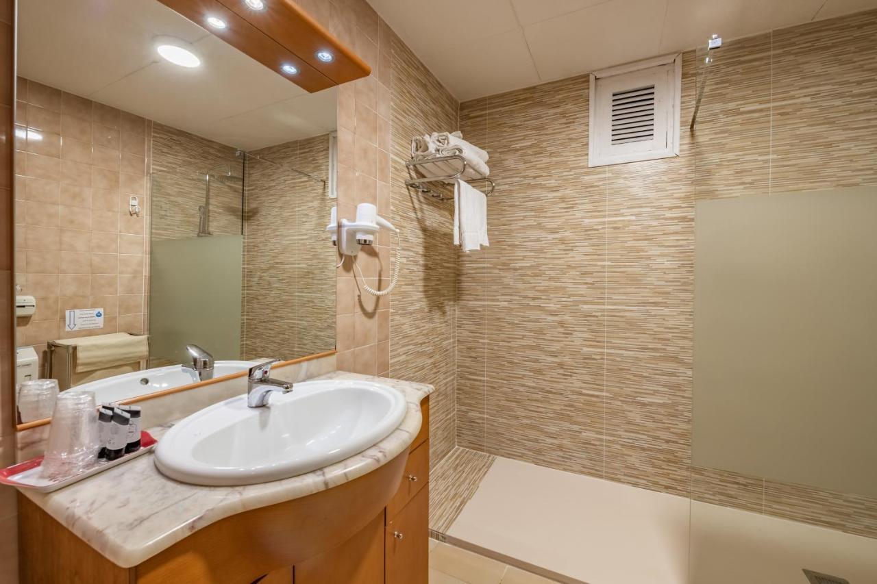 Hotel Sausa Vilafreser ภายนอก รูปภาพ