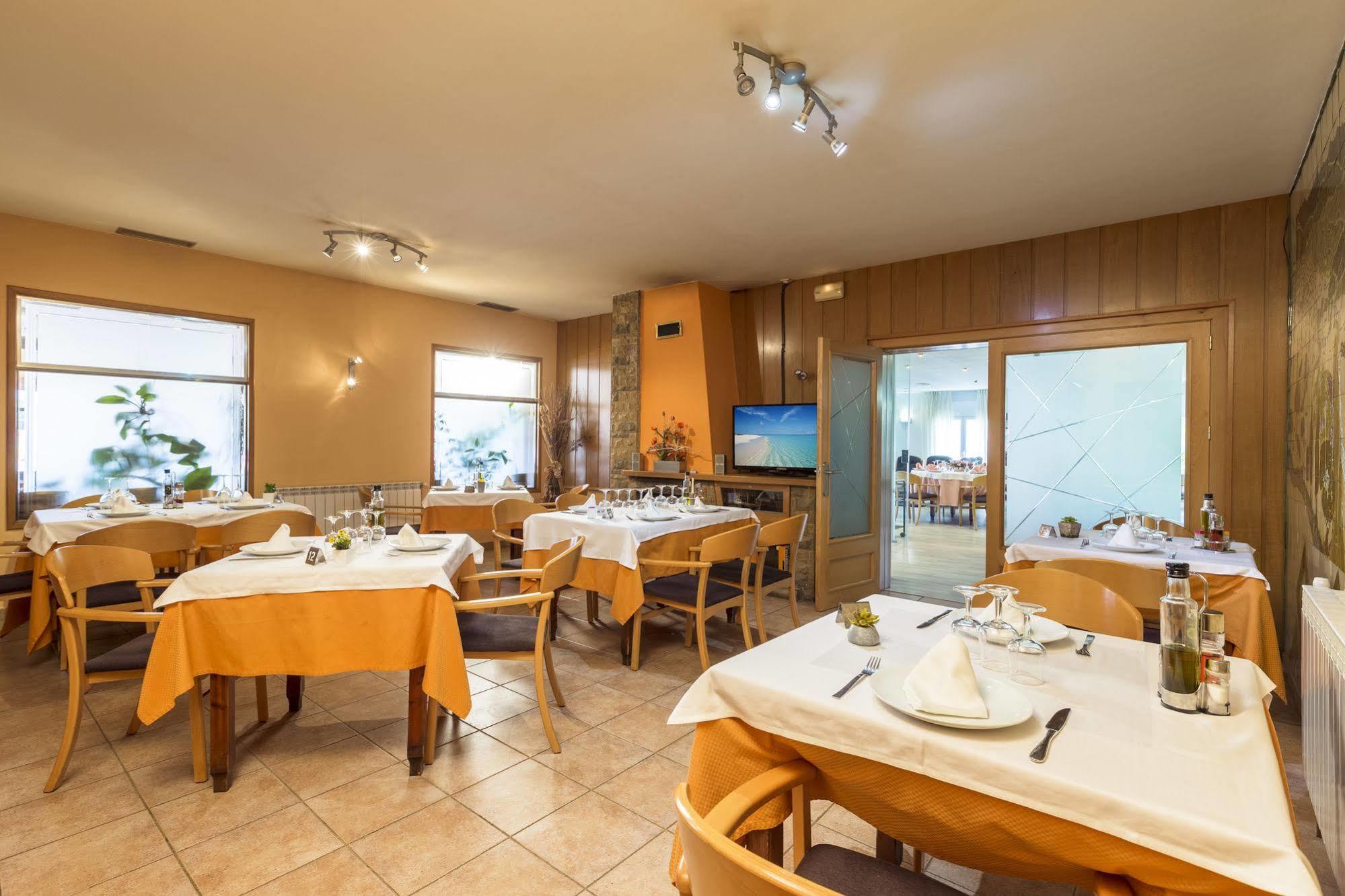 Hotel Sausa Vilafreser ภายนอก รูปภาพ