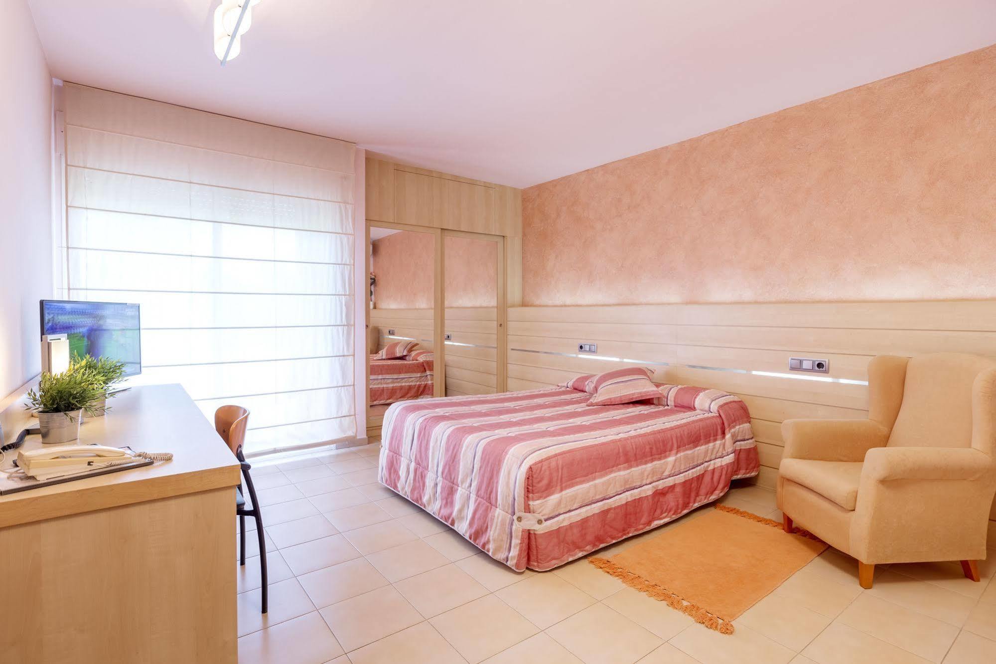 Hotel Sausa Vilafreser ภายนอก รูปภาพ
