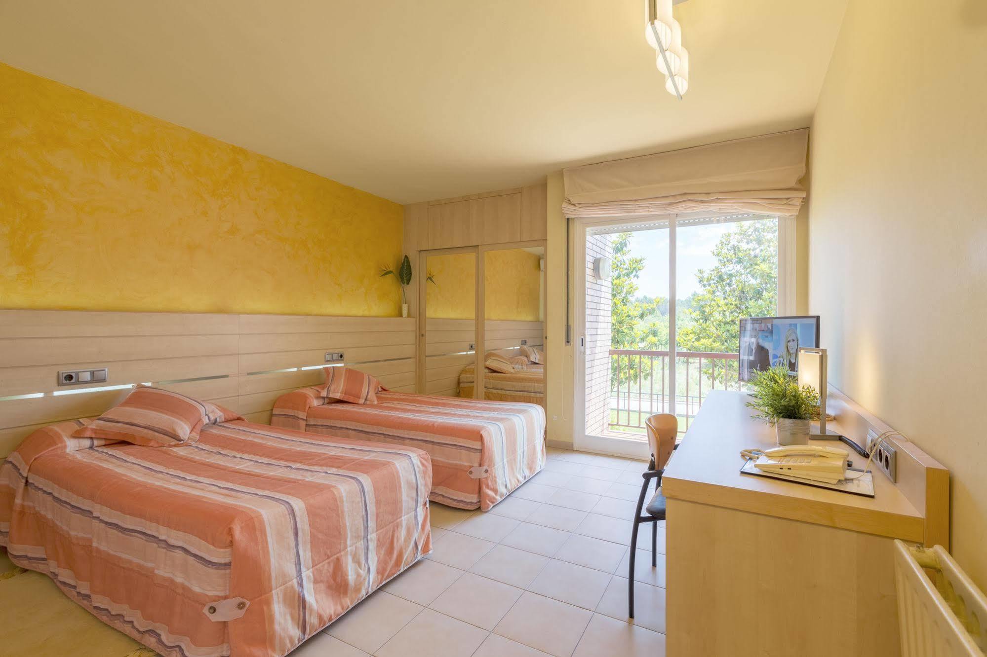 Hotel Sausa Vilafreser ภายนอก รูปภาพ