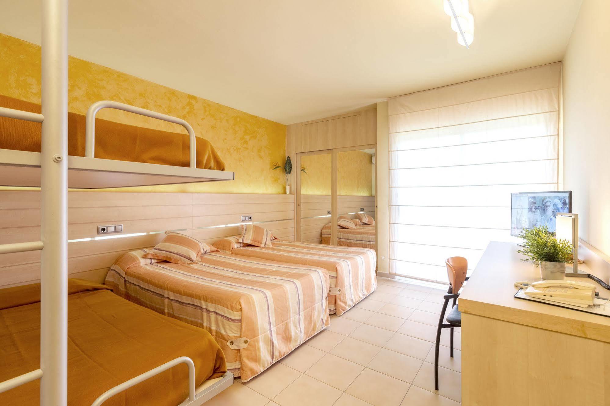 Hotel Sausa Vilafreser ภายนอก รูปภาพ