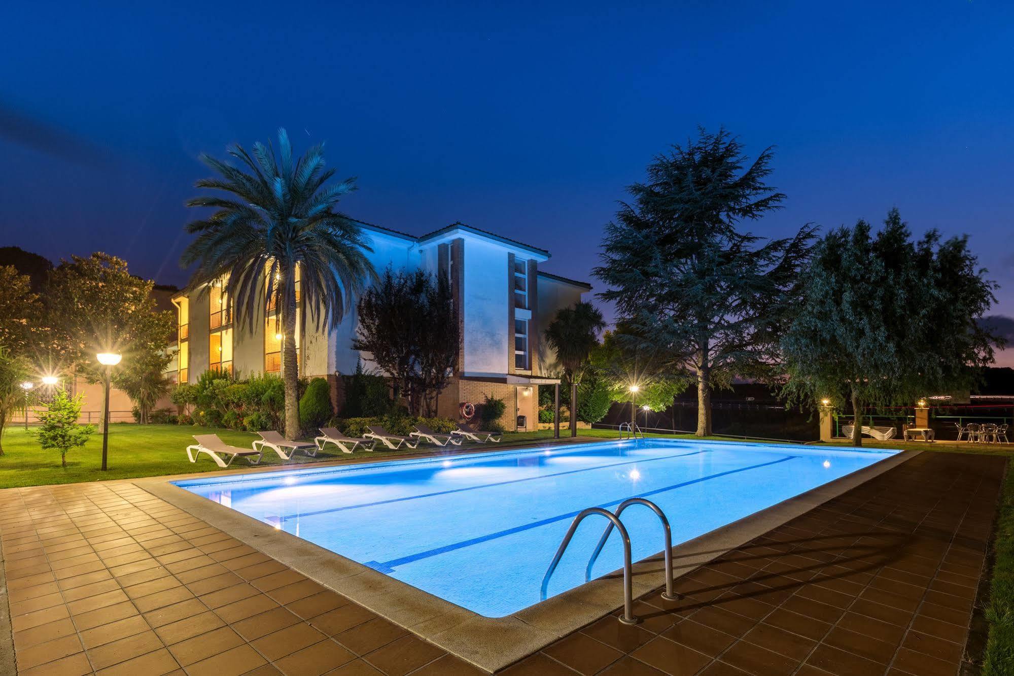 Hotel Sausa Vilafreser ภายนอก รูปภาพ